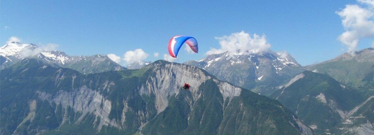 Chalet La Cachette Cyclists & Skiers Le Bourg-dʼOisans Zewnętrze zdjęcie